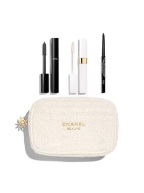 Chanel 4 Piece All Eyes On Makeup Set
